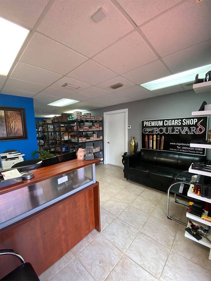 Cigar Boulevard Premium Cigars, Humidors, Cutters and Accessories